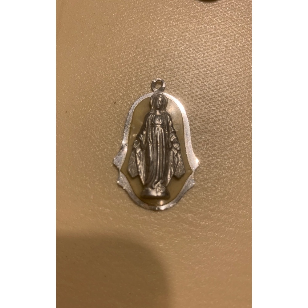 Pendant Catholic Mary Medal